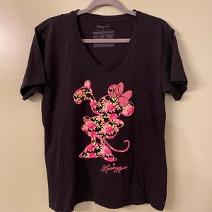 Disney store woman’s fitted Minnie t-shirt